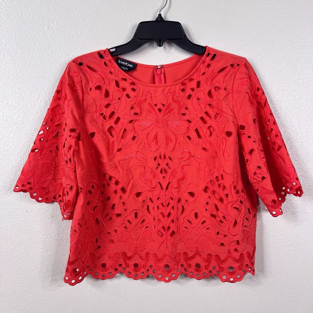 Bebe Cropped Top Medium Coral Orange Intricate Cutwork Embroidery Scalloped Hem